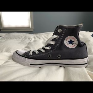 NEW never worn Converse
